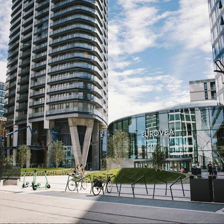 Majestic Golden View Apartment Братислава Екстериор снимка